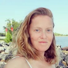 Photograph of Dr Sophie Clayton