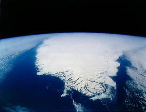 Greenland viewed from space (courtesy of <a href="http://eol.jsc.nasa.gov/scripts/sseop/photo.pl?mission=STS045&roll=152&frame=105">NASA</a>)