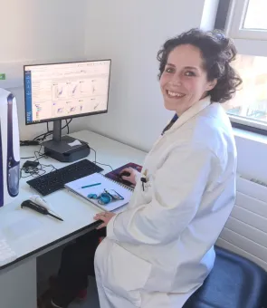 Dr Elena García-Martín