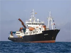 The RRS Discovery at sea (credit: Leighton Rolley)