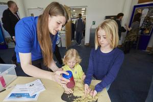 Glitter and Sand, explaining the science of seas at NOC Open Day 2016
